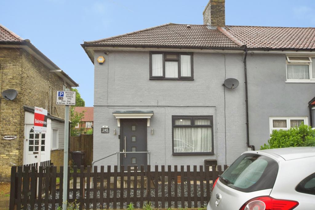 3 bedroom end of terrace house for sale