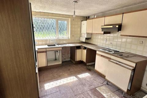 4 bedroom detached house for sale, Cabin Lane, Oswestry