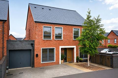 4 bedroom detached house for sale, Callaway Gardens, Westbury