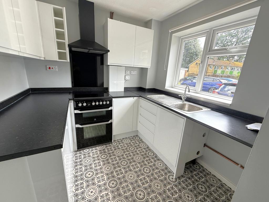 House in Southampton, Mansel Park - View 4
