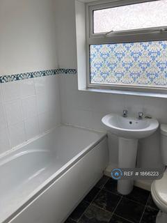 2 bedroom terraced house to rent, Tower St, Barnsley, S70