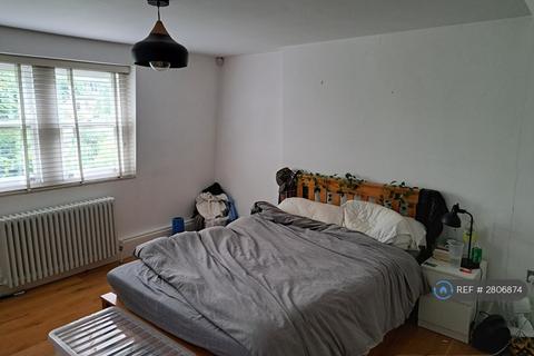 undefined, Listria Park, London, N16