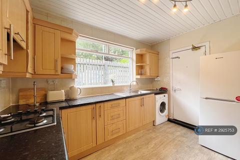 3 bedroom terraced house to rent, Bank Street, Glasgow, G12