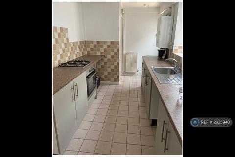 2 bedroom terraced house to rent, Orchard Street, Newport, NP19