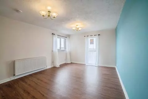 2 bedroom maisonette for sale