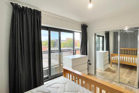 1 bedroom in a flat share to rent, Clement Street, Birmingham B1