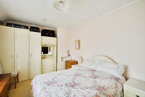 2 bedroom terraced house for sale, Lillechurch Road, Dagenham, Essex, RM8