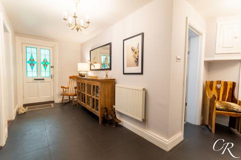 3 bedroom flat for sale, Shurdington Road, Cheltenham GL53