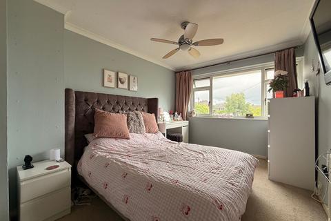3 bedroom semi-detached house for sale, Browns Lane, Uckfield TN22