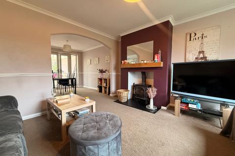 3 bedroom semi-detached house for sale, Browns Lane, Uckfield TN22