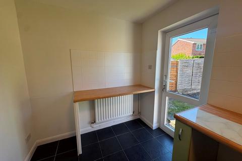 2 bedroom end of terrace house to rent, Elderberry Way, Coventry, CV2