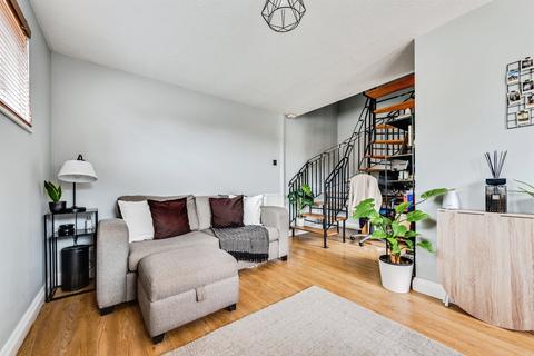 1 bedroom end of terrace house for sale, Stonefield Close, Eastleaze, SWINDON
