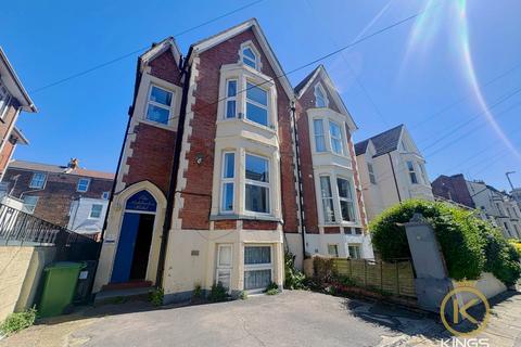 2 bed flat/apartment for rent in Ashburton Road