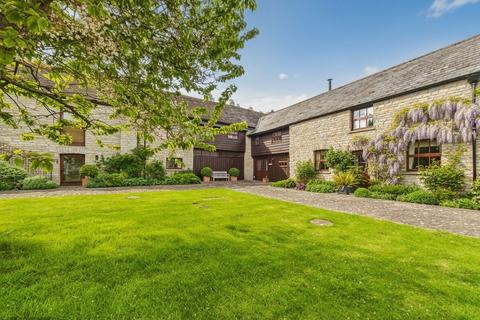 3 bedroom barn conversion for sale, 9 Bineham Court, Knole
