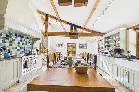 3 bedroom barn conversion for sale, 9 Bineham Court, Knole