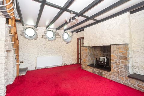 2 bedroom detached house for sale, Llanrug, Caernarfon, Gwynedd, LL55