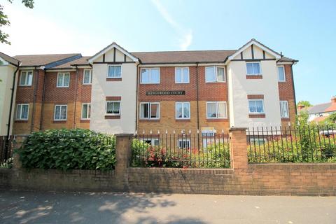 1 bedroom apartment for sale, Kingswood Court, Chingford E4