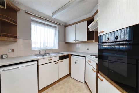 1 bedroom apartment for sale, Kingswood Court, Chingford E4