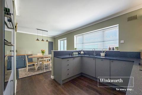 4 bedroom bungalow for sale, Berkley Avenue, Ferndown BH22