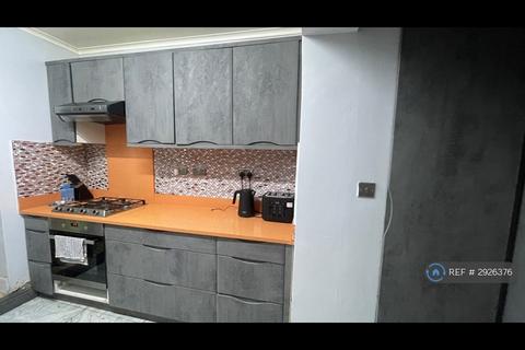 3 bedroom terraced house to rent, Empress Road, Gravesend, DA12
