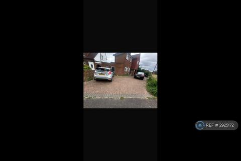 4 bedroom semi-detached house to rent, Feltham, Feltham, TW14