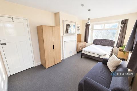 1 bedroom in a house share to rent, Harvey Goodwin Avenue, Cambridge, CB4