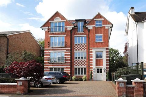 2 bedroom flat for sale, Clifton Road, Wimbledon, SW19