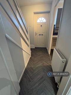 2 bedroom terraced house to rent, Robertson Close, Broxbourne, EN10