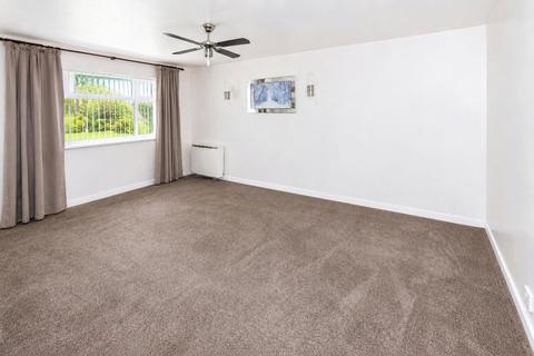 1 bedroom flat for sale, Abbey Street, Nuneaton, Warwickshire, CV11
