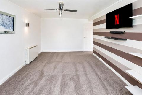 1 bedroom flat for sale, Abbey Street, Nuneaton, Warwickshire, CV11
