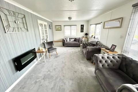 2 bedroom detached house for sale, Ashbourne Square, Wood End, Atherstone, Warwickshire, CV9