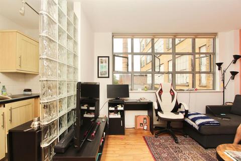 undefined, Somerford Grove, London N16