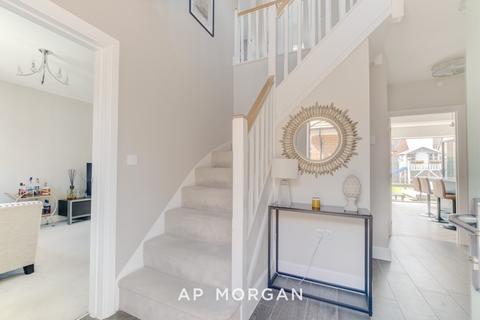 4 bedroom detached house for sale, Burnham Road, Worcestershire B47