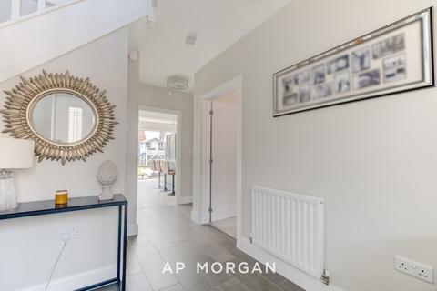 4 bedroom detached house for sale, Burnham Road, Worcestershire B47