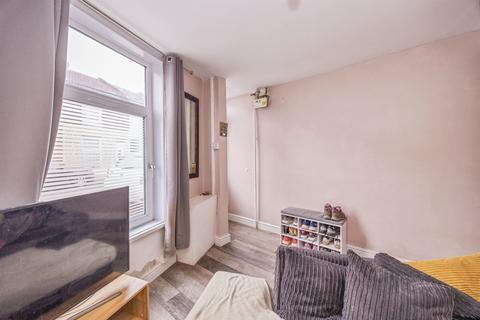 2 bedroom end of terrace house for sale, Clarkes Road, Portsmouth