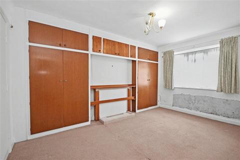 2 bedroom ground floor flat for sale, Princess Road, POOLE