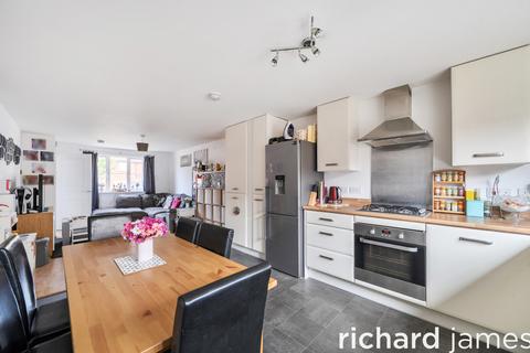 2 bedroom semi-detached house for sale, Toynbee Avenue, Tadpole Garden Village, Swindon, SN25