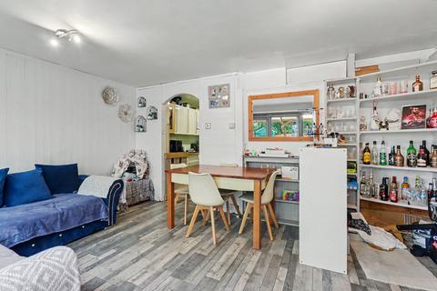 4 bedroom townhouse for sale, Gibbwin, Milton Keynes