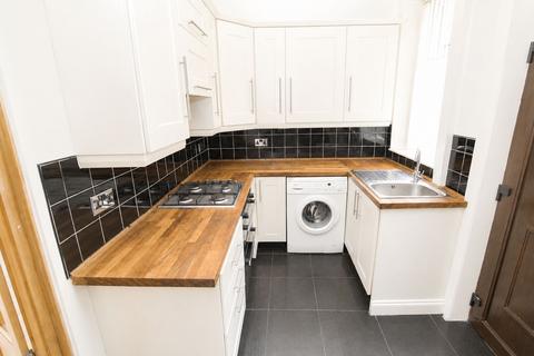 2 bedroom terraced house for sale, Burnley Road, Burnley BB10
