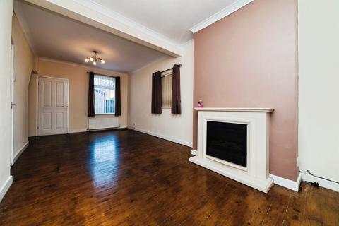2 bedroom end of terrace house for sale, Rustenburg Street, Hull