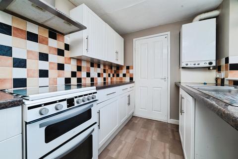 2 bedroom end of terrace house for sale, Rustenburg Street, Hull