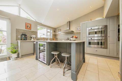 3 bedroom detached house for sale, Bromeswell Road, IPSWICH