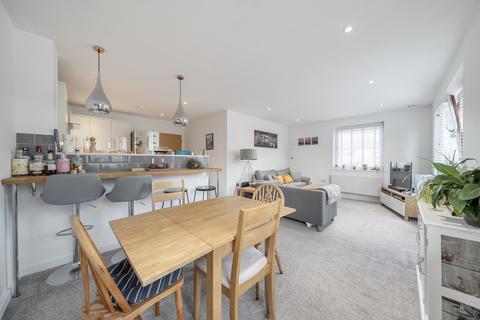 2 bedroom flat for sale, Pelman Way, Epsom KT19