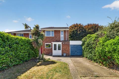 Winchilsea Crescent, West Molesey, KT8