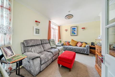 2 bedroom terraced house for sale, Aldersgrove Avenue, London