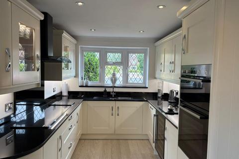 5 bedroom detached house for sale, Ragstone Court, Ditton