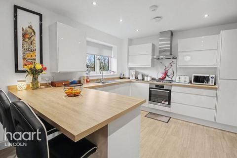 2 bedroom apartment for sale, South Park, LINCOLN