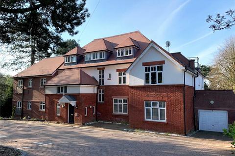 2 bedroom flat for sale, Buxton Road West, Disley, Stockport, Cheshire, SK12