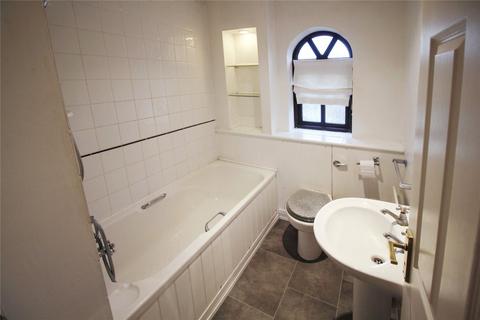2 bedroom terraced house to rent, Wansbeck Close, Hertfordshire SG1