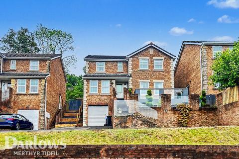 4 bedroom detached house for sale, Manor Court, Treharris